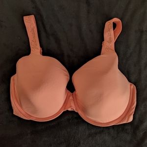 Victoria's Secret T-Shirt Bra, 34DD